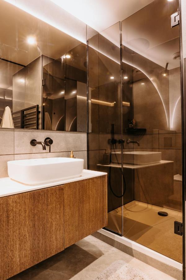 Apartament Minimalist Design Penthouse - Kosice Old Town Zewnętrze zdjęcie